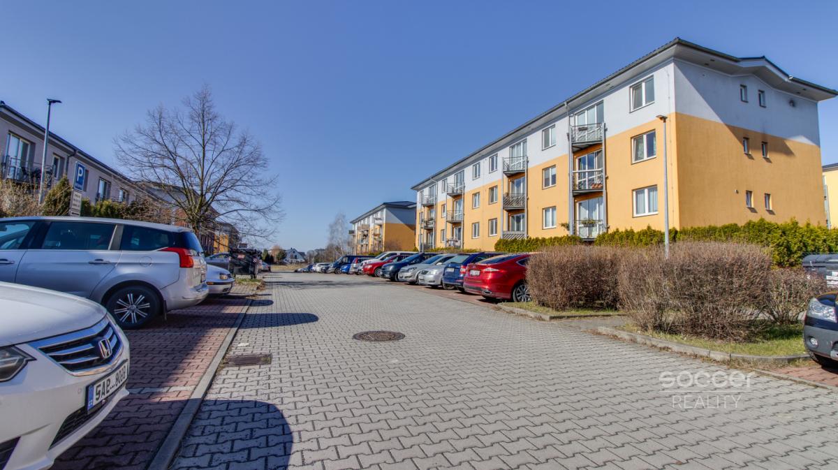 Pronájem bytu 1+1 s předzahrádkou, 37 m2, ul. Dandova, Praha 20 – H. Počernice.