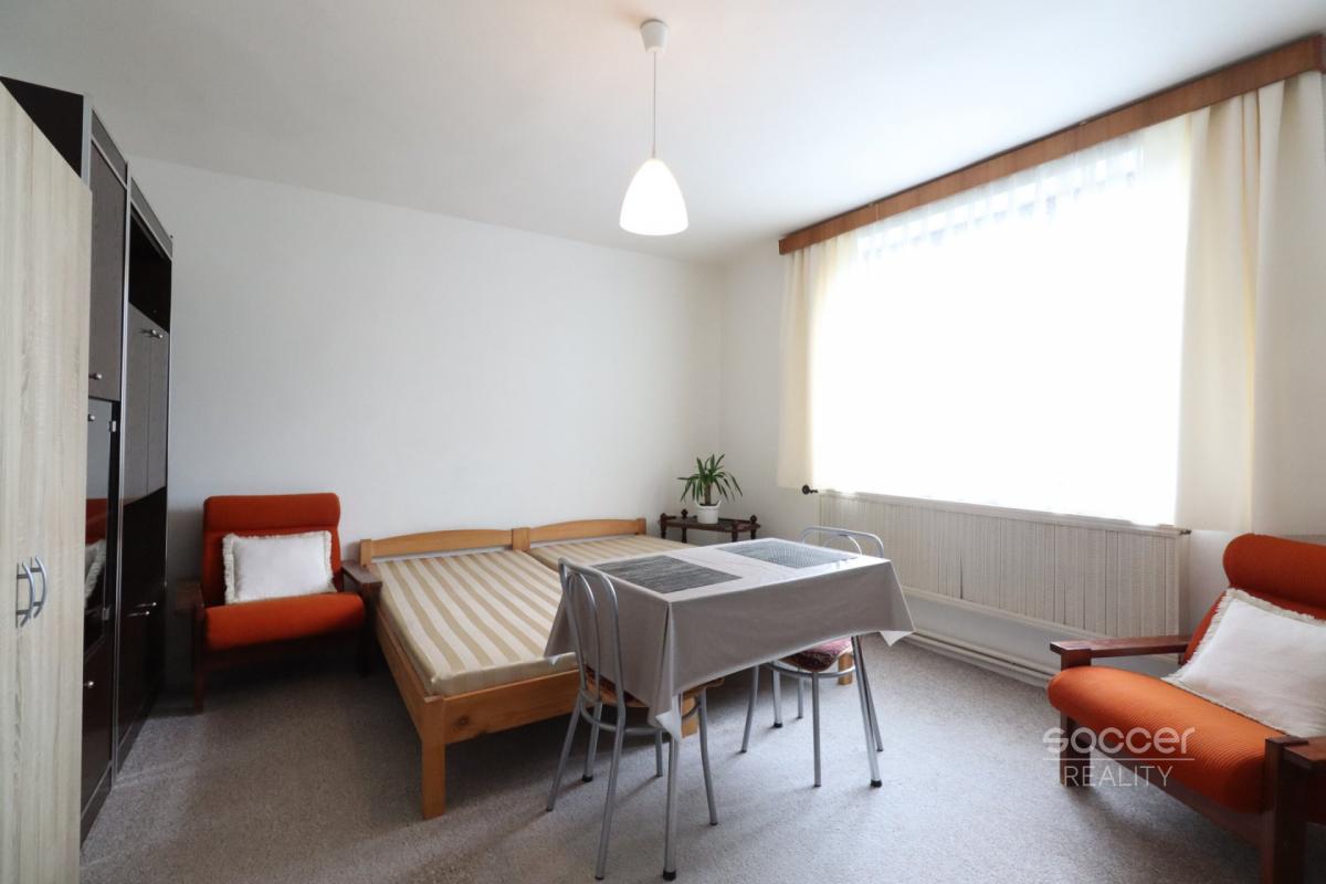 Pronájem pokoje 20 m2 na Praze 9 – Čakovice, v ul. Danielova.