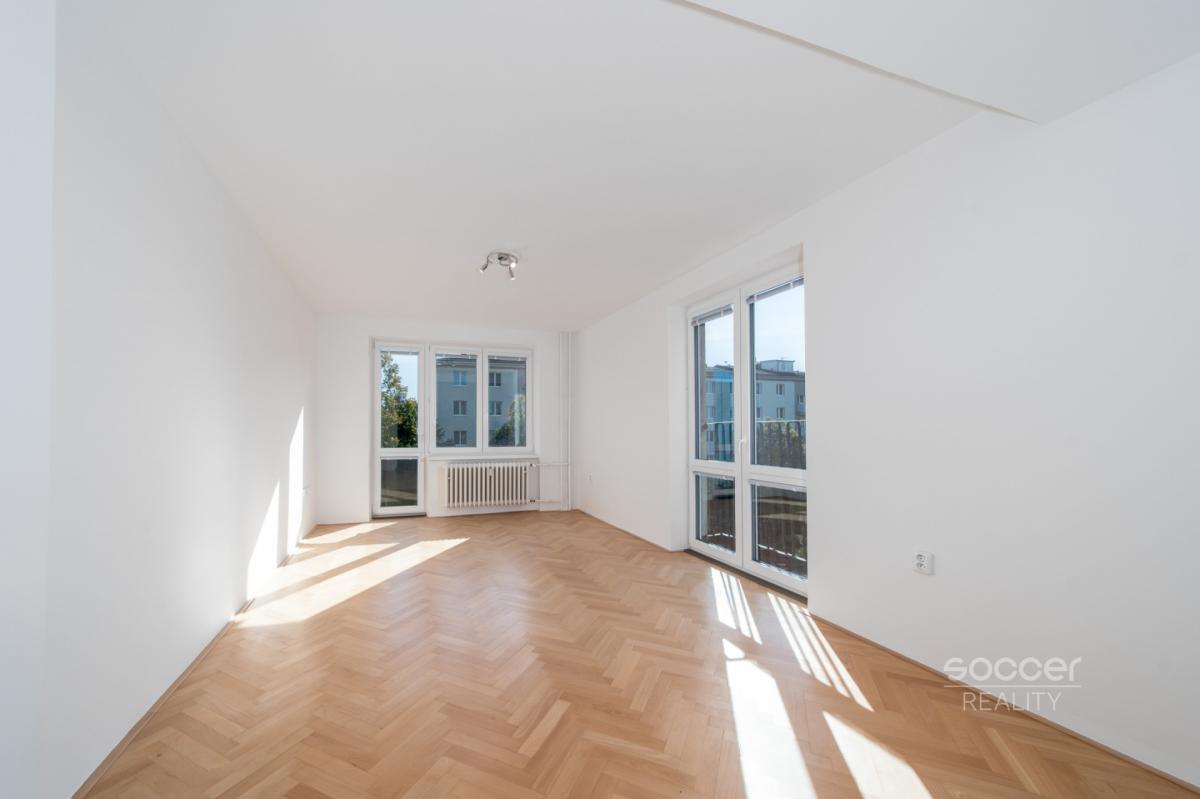 Pronájem krásného bytu 2+1/B/S, 53 m2, Praha 3 - Žižkov, Pod Lipami