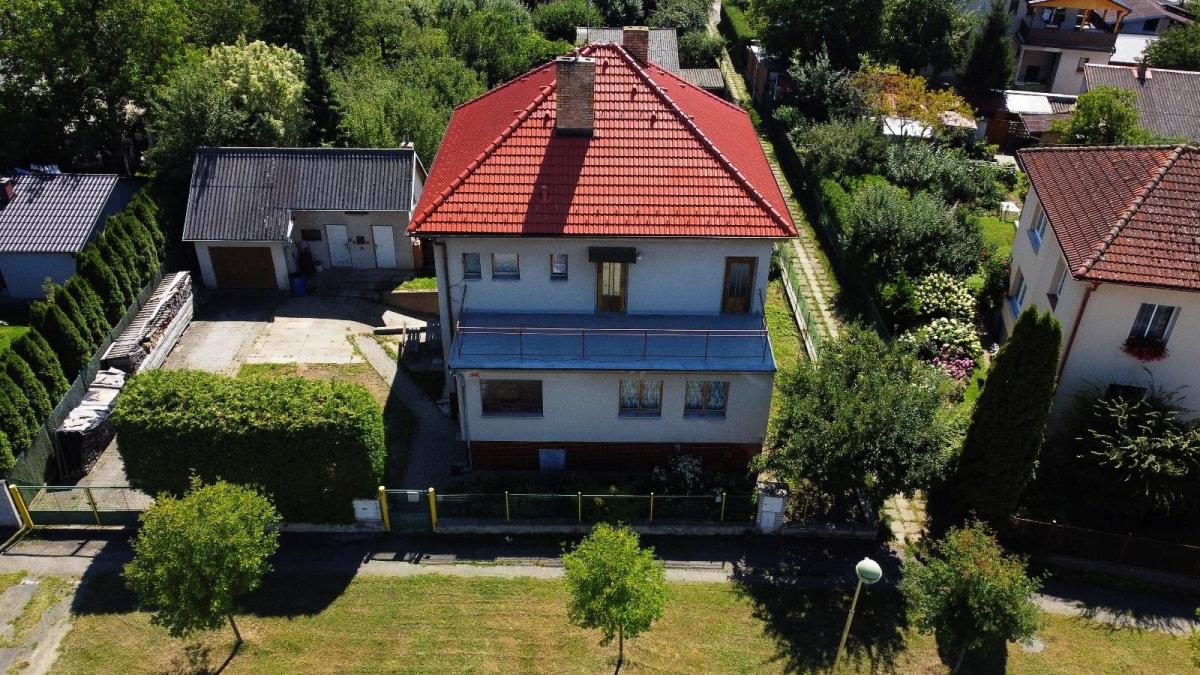 Prodej dvougeneračního domu ve Vlašimi