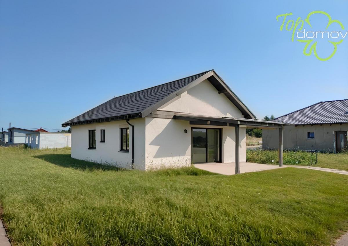 Prodej moderní novostavby 5+kk s fotovoltaickou elektrárnou