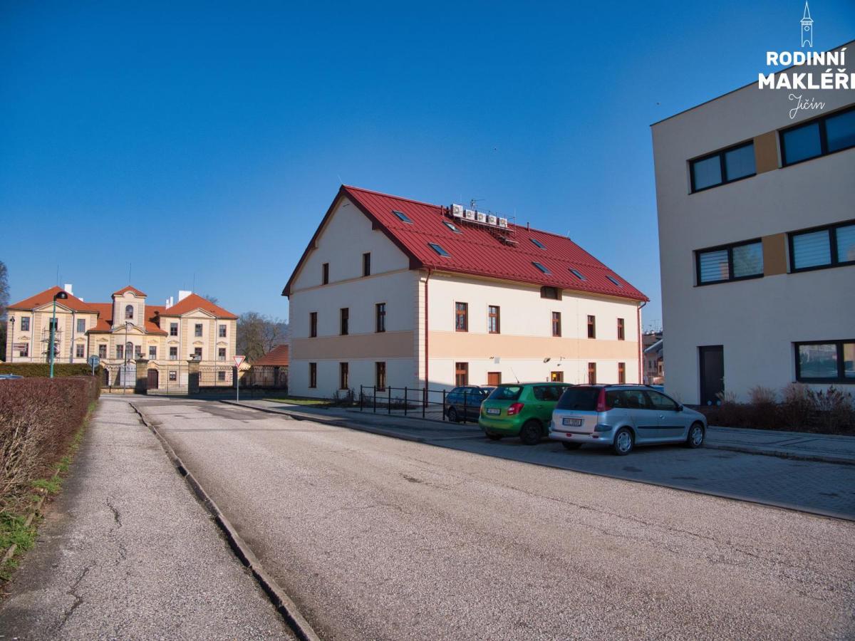 Prodej družstevního bytu 2+kk, Lázně Bělohrad