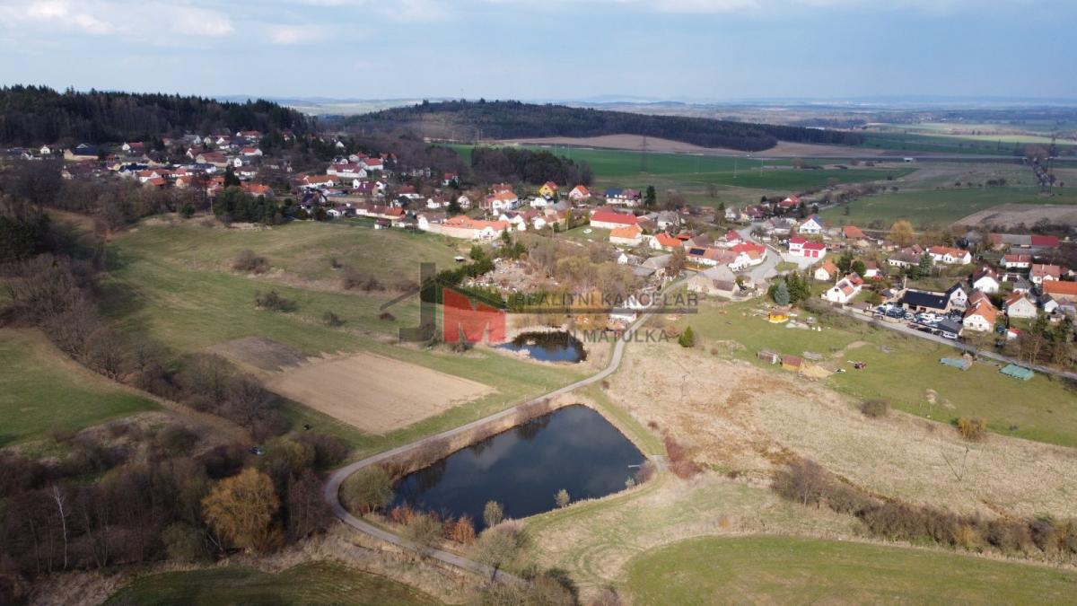 Prodej chovného a záchytného rybníku v obci Boudy, okres Písek