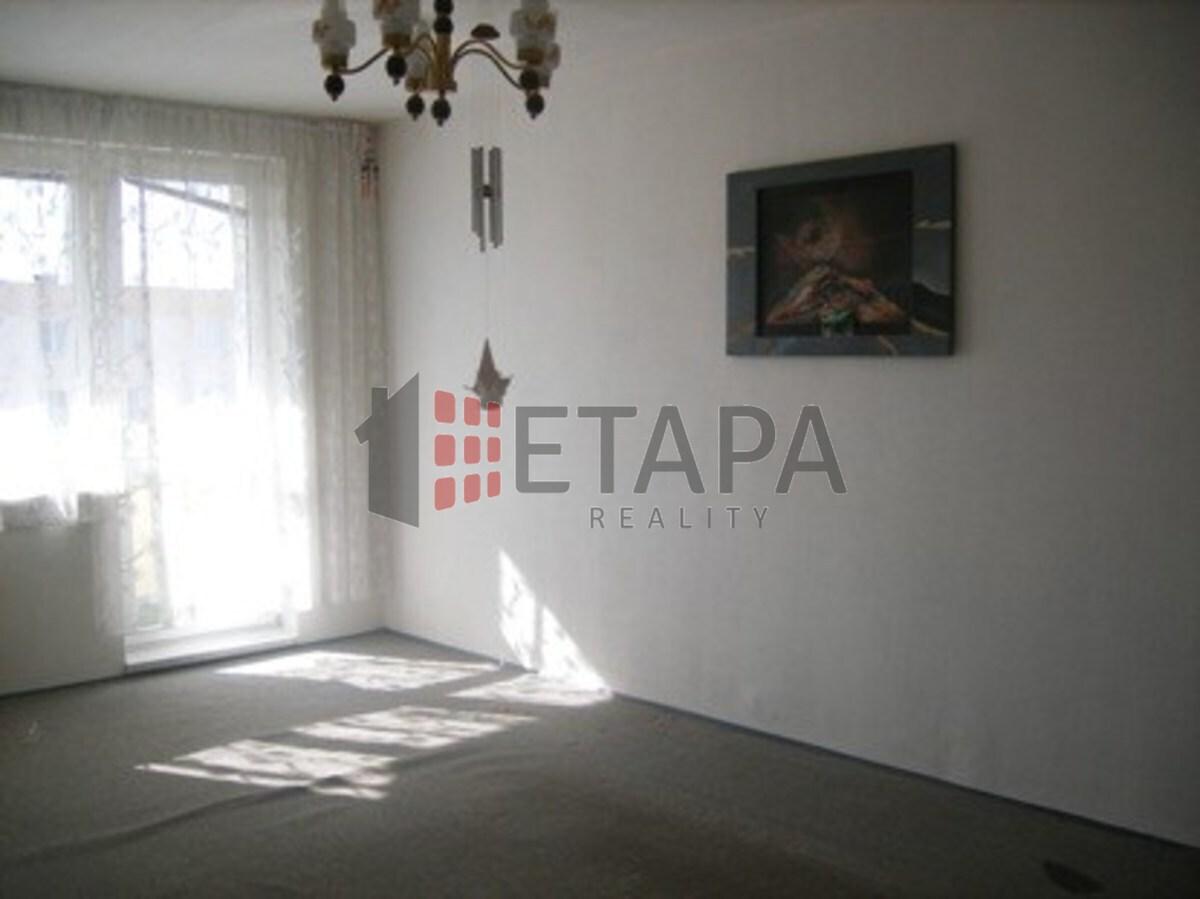 Pronájem bytu 3+1 s lodžíí v ul.K.Chocholy v Českých Budějovicích