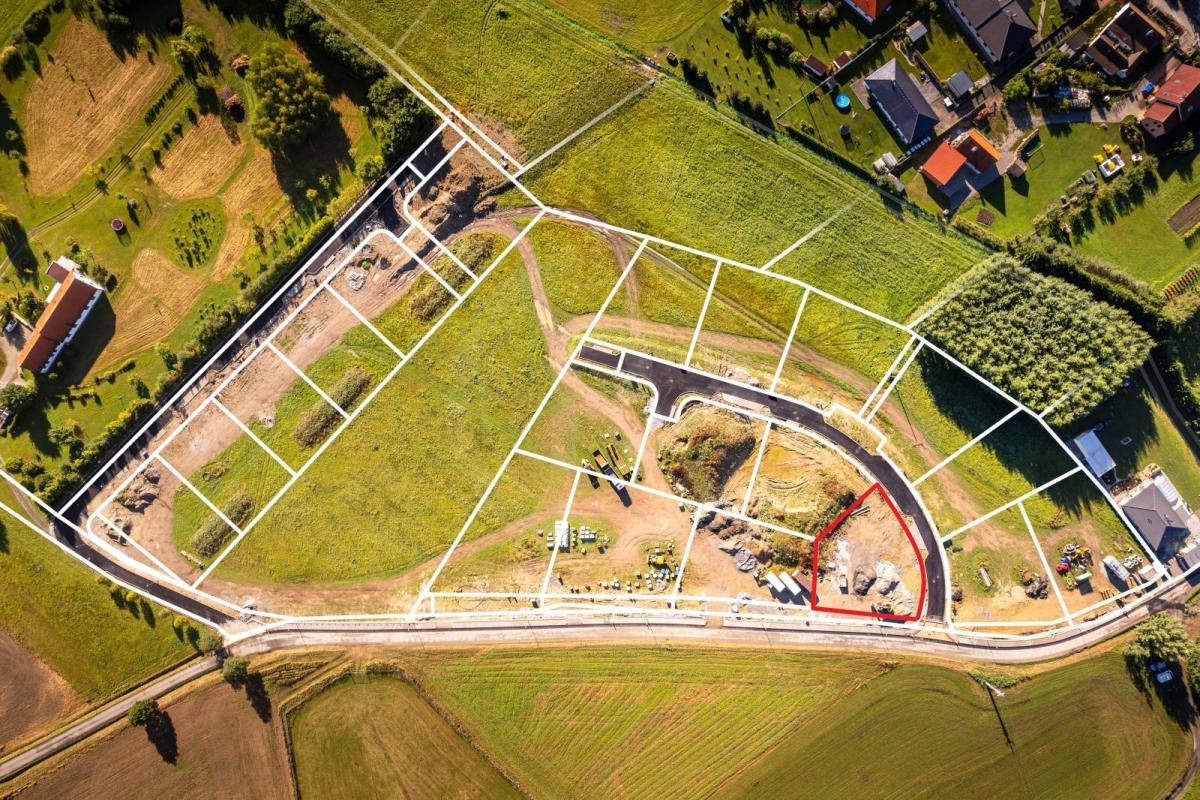 25-09-05 Lipí Pozemek Foto_15.jpg