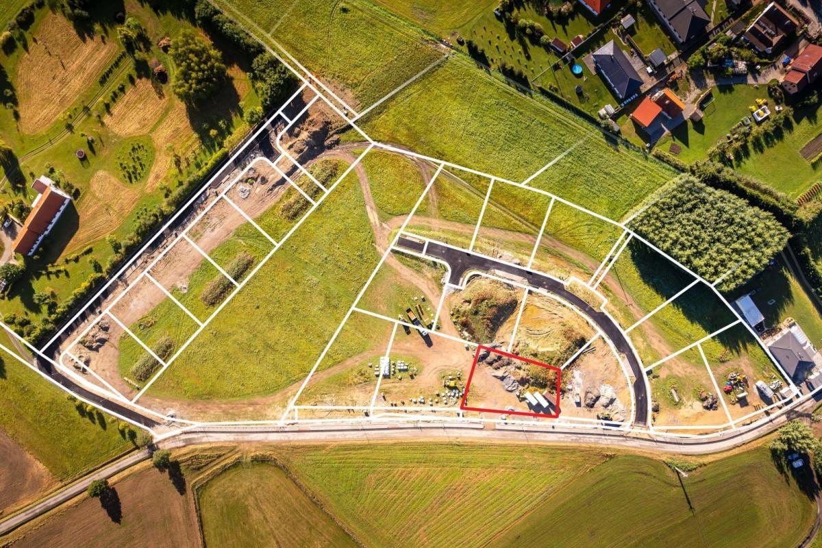 25-09-05 Lipí Pozemek Foto_15.jpg