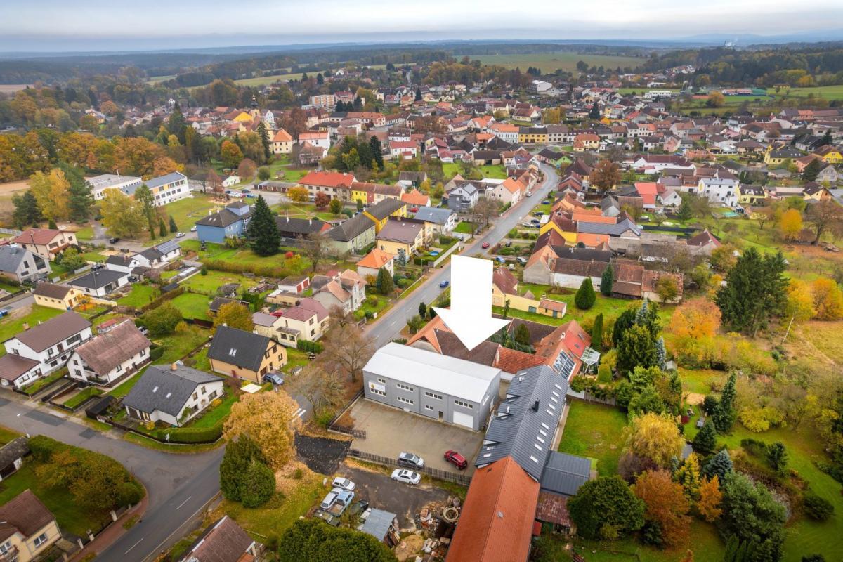 25-10-22 Ledenice Komerční prostor_4_00000.jpg