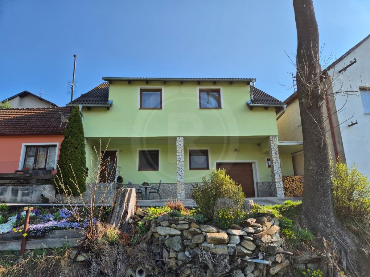 WhatsApp Image 2026-04-17 at 09.12.34.jpeg