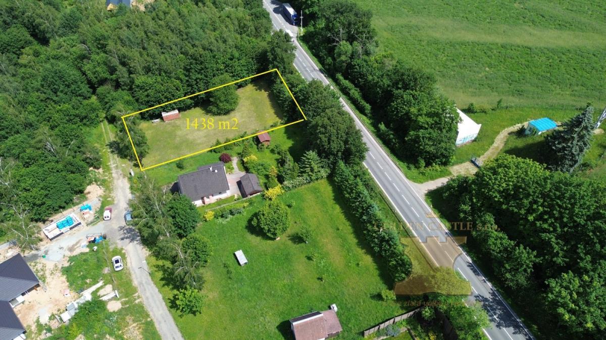 1 pozemek sedlčany.JPG