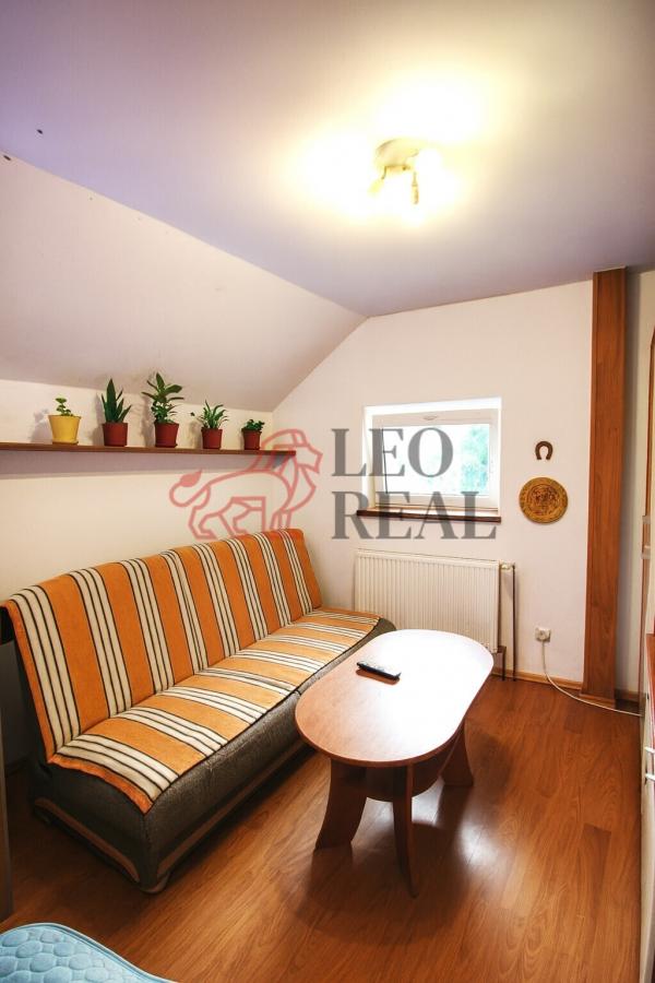 ChatGPT Image 25. 9. 2025 23_35_53.jpg