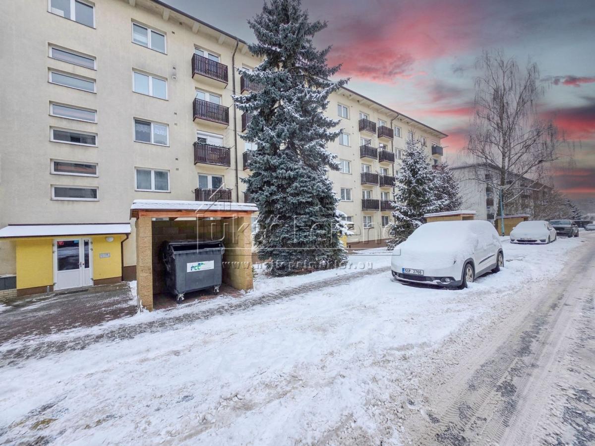 Prodej, byt 3+1, Spojovací, Milovice-1-5.jpg