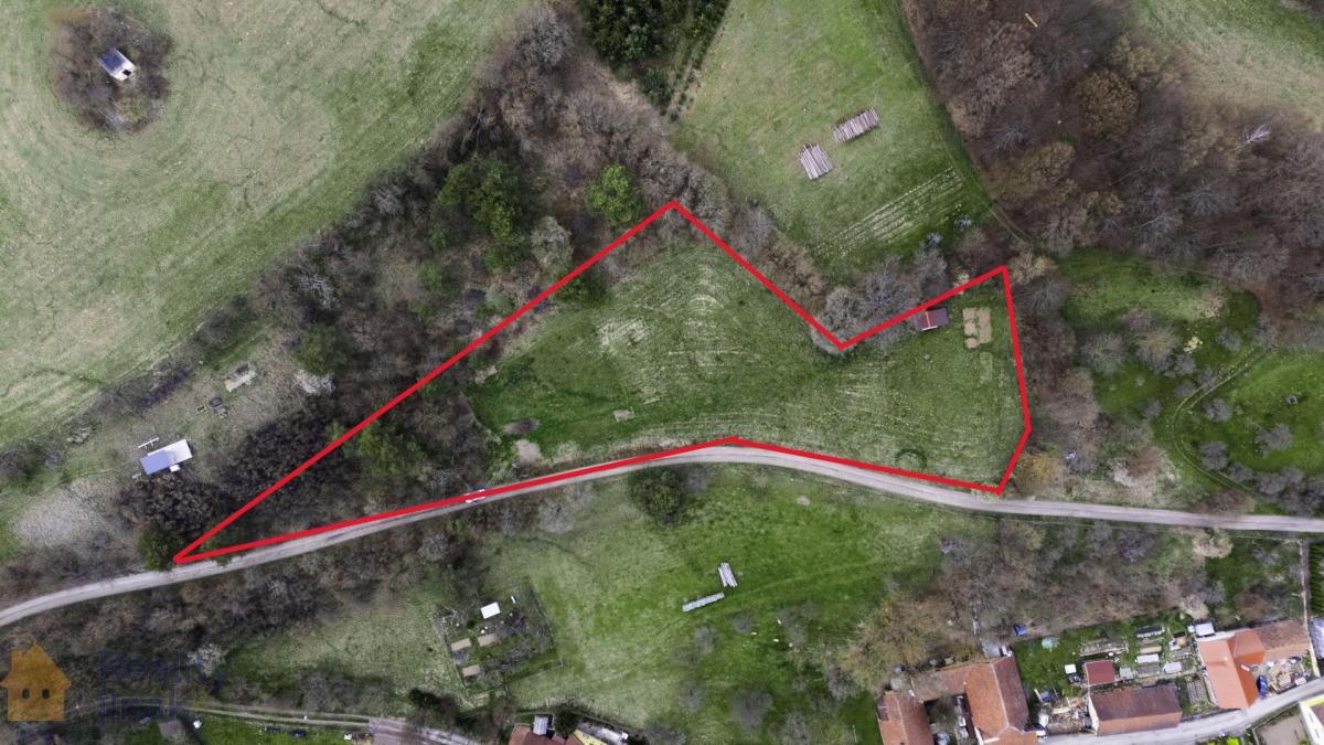 Prodeji stavebního pozemku pro bydlení o výměře 4.085 m2 v obci Letovice, okres Blansko