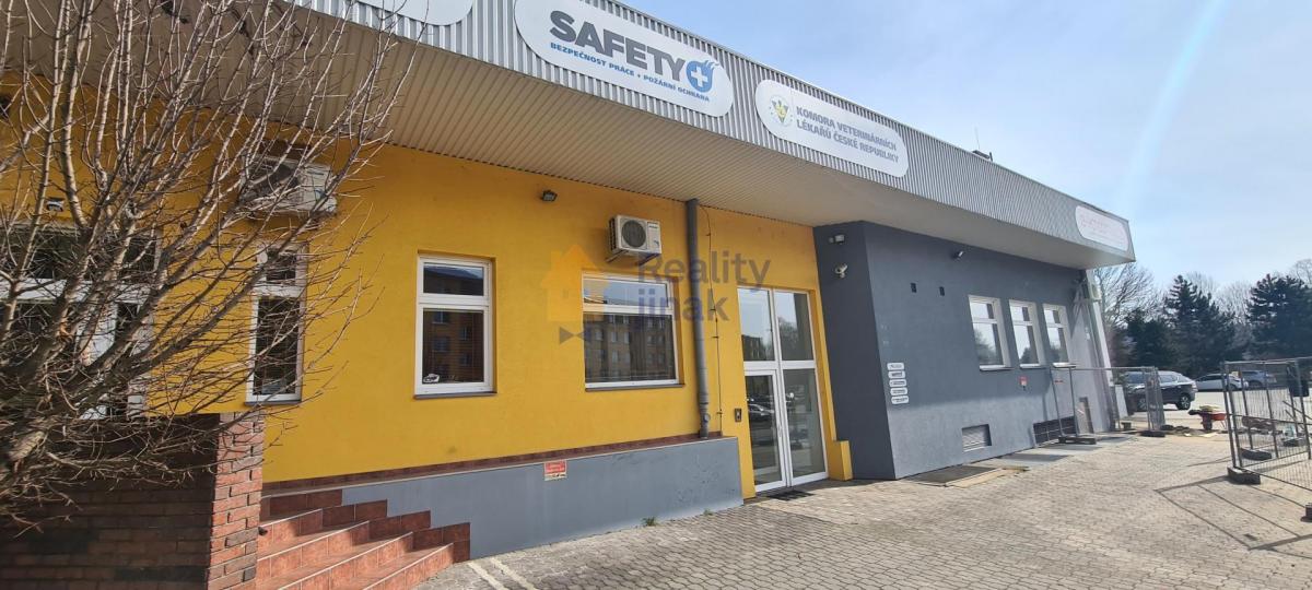 Pronájem kanceláří vč. skladu, 137 m2, parkování, ul. Novoměstská, Brno - Řečkovice