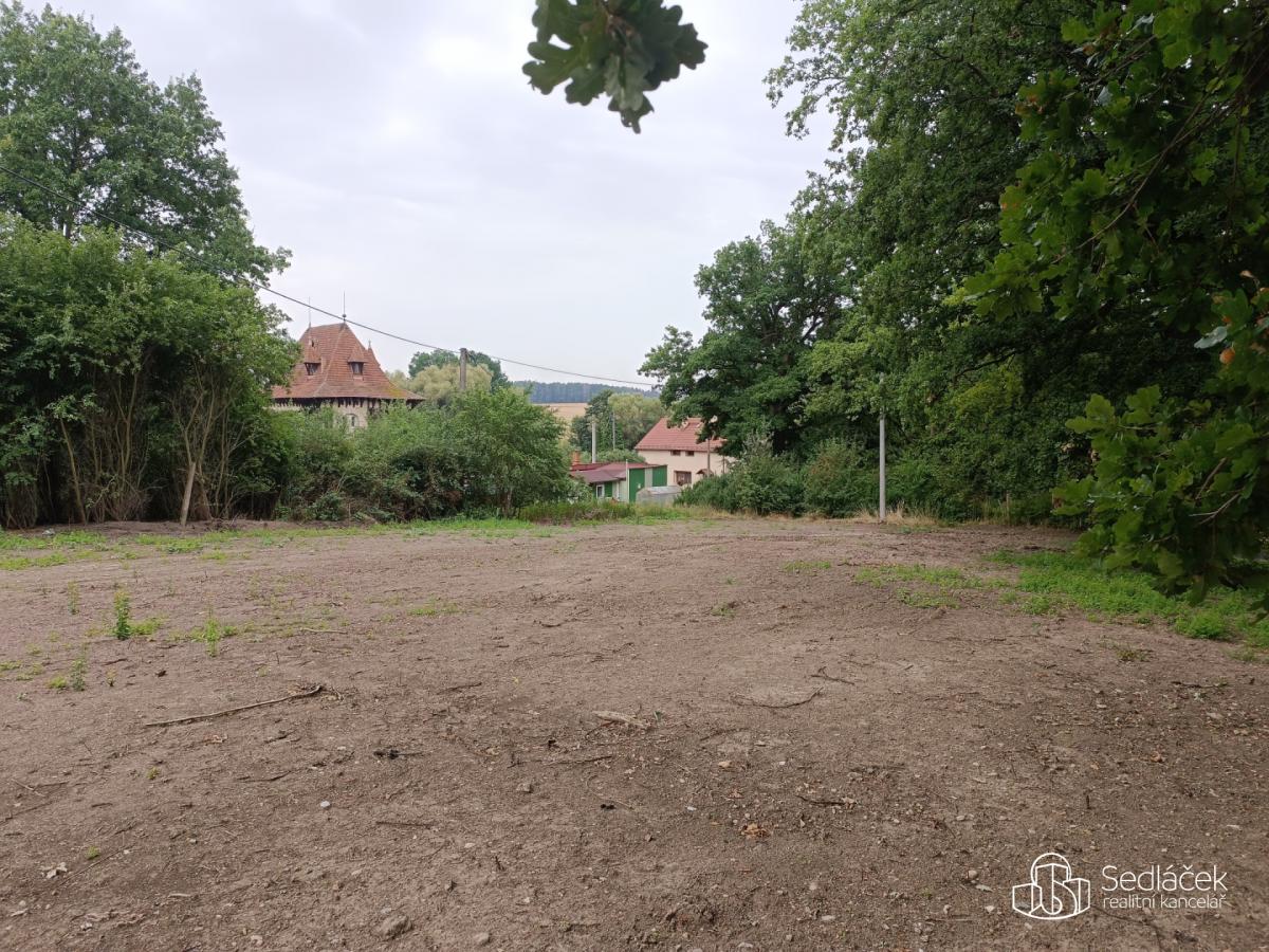 Stavební pozemek Okrouhlá