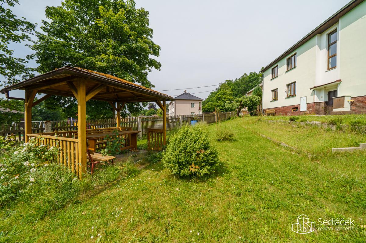 Bydlení s atmosférou domu – 3+1 se zahradou na Podlesí,Svatava