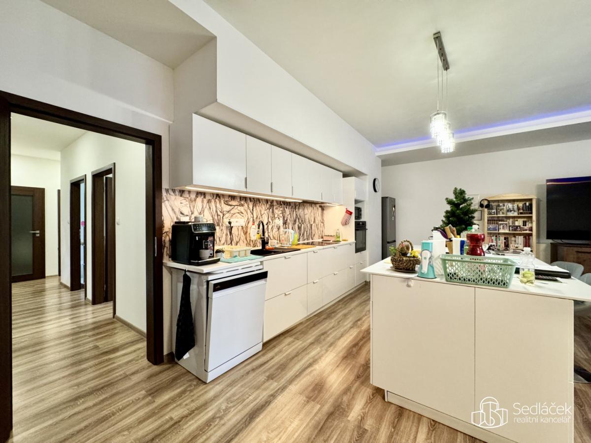 Pronájem bytu 4+kk, Sokolov