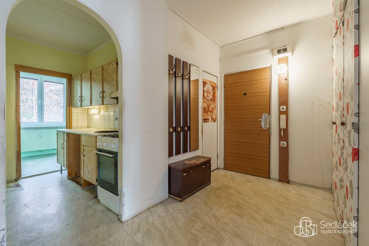 Byt 3+1 s balkonem, 82 m² – klidná poloha na okraji sídliště, Sokolov