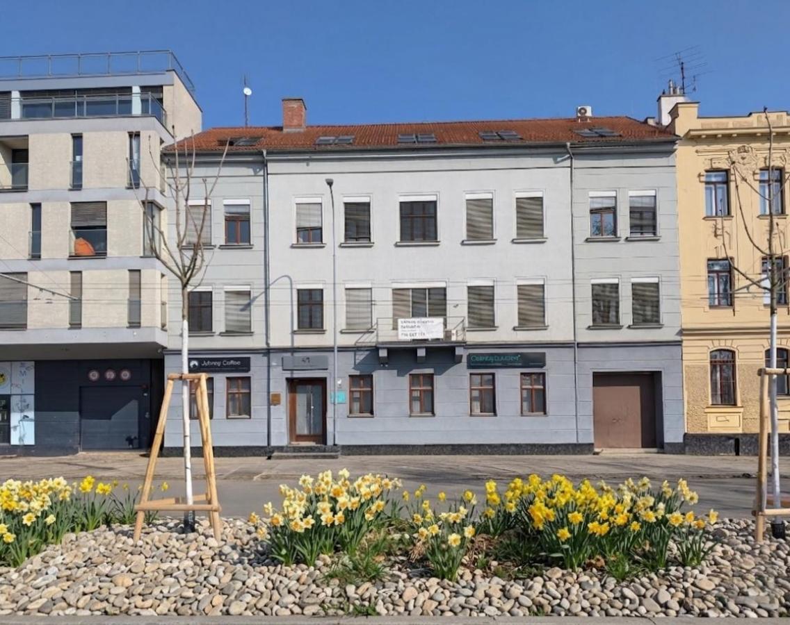 Prodej nájemního domu, Hlinky