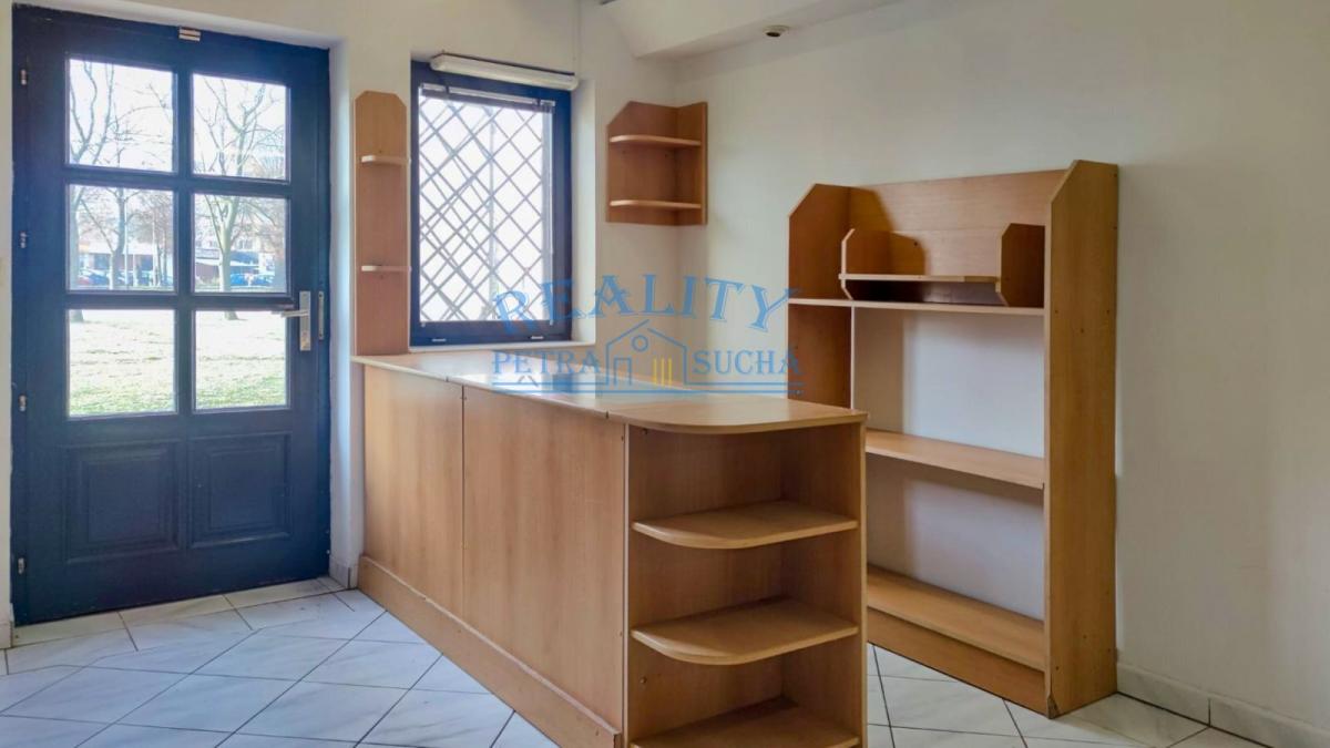 WhatsApp Image 2025-11-24 at 16.53.38.jpg