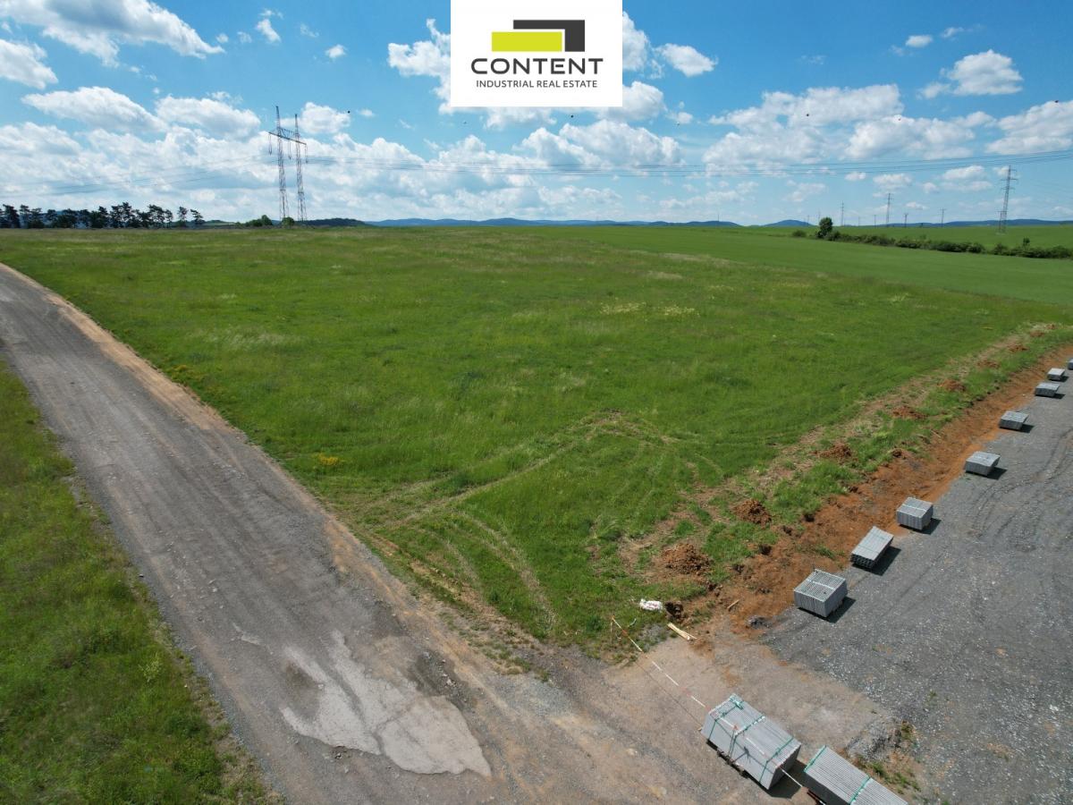 Prodej komerčního pozemku 9.891 m², Zdice