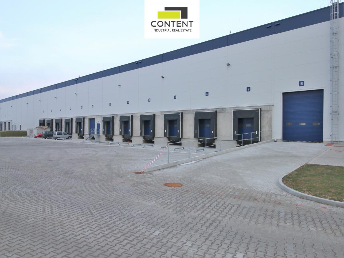 Podnájem skladu 2.000 m² Pavlov, D6