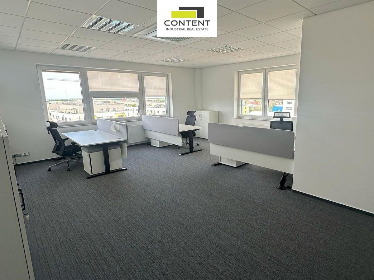 Pronájem kanceláří 258 m², Praha 8 - Dolní Chabry