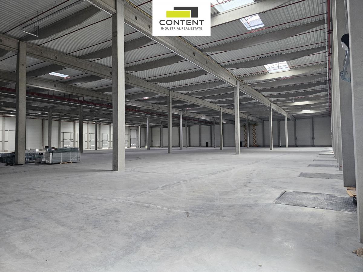 Pronájem skladu, výrobních prostor 2300 m², Olomouc - Bystrovany