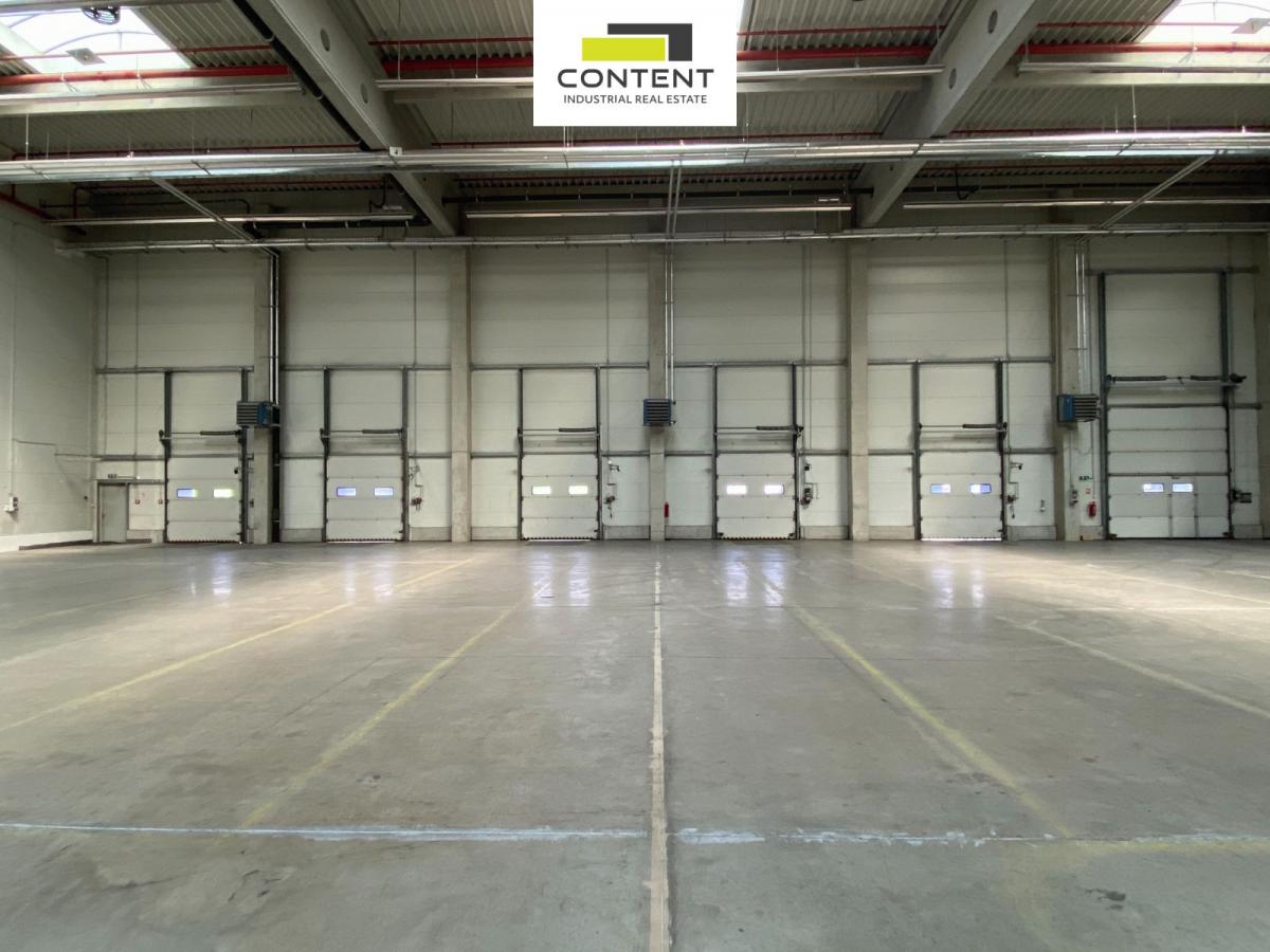 Pronájem skladu, výrobních prostor 10.994 m², Lipník, D1 Olomouc