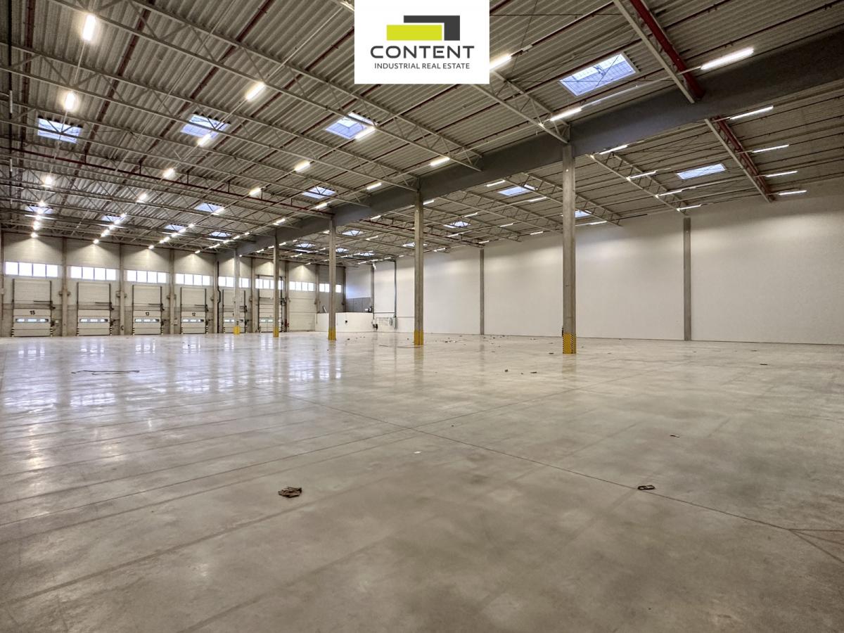 Pronájem skladu, výrobních prostor 16.000 m², Hostivice, D6