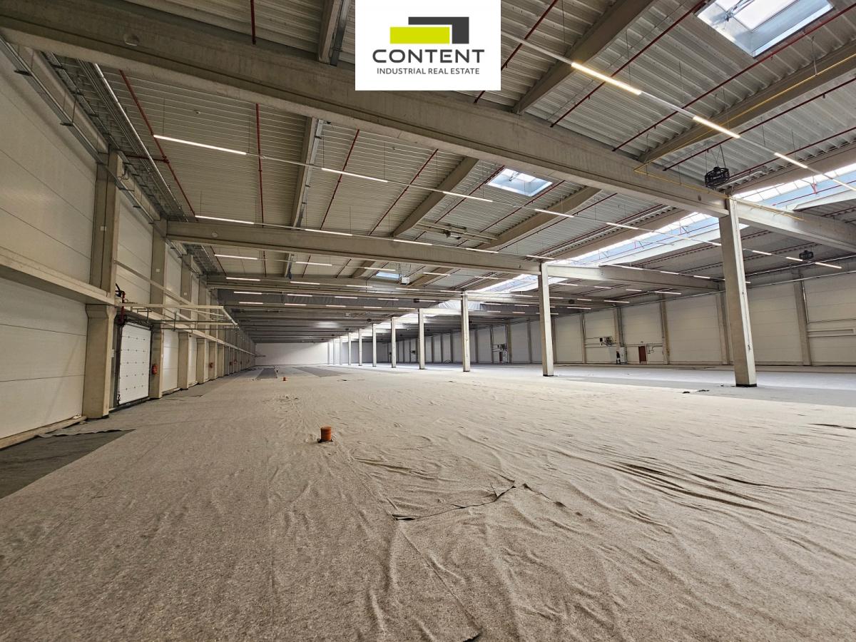 Pronájem skladu, výrobních prostor 13.440 m², Hranice, D1 Olomouc