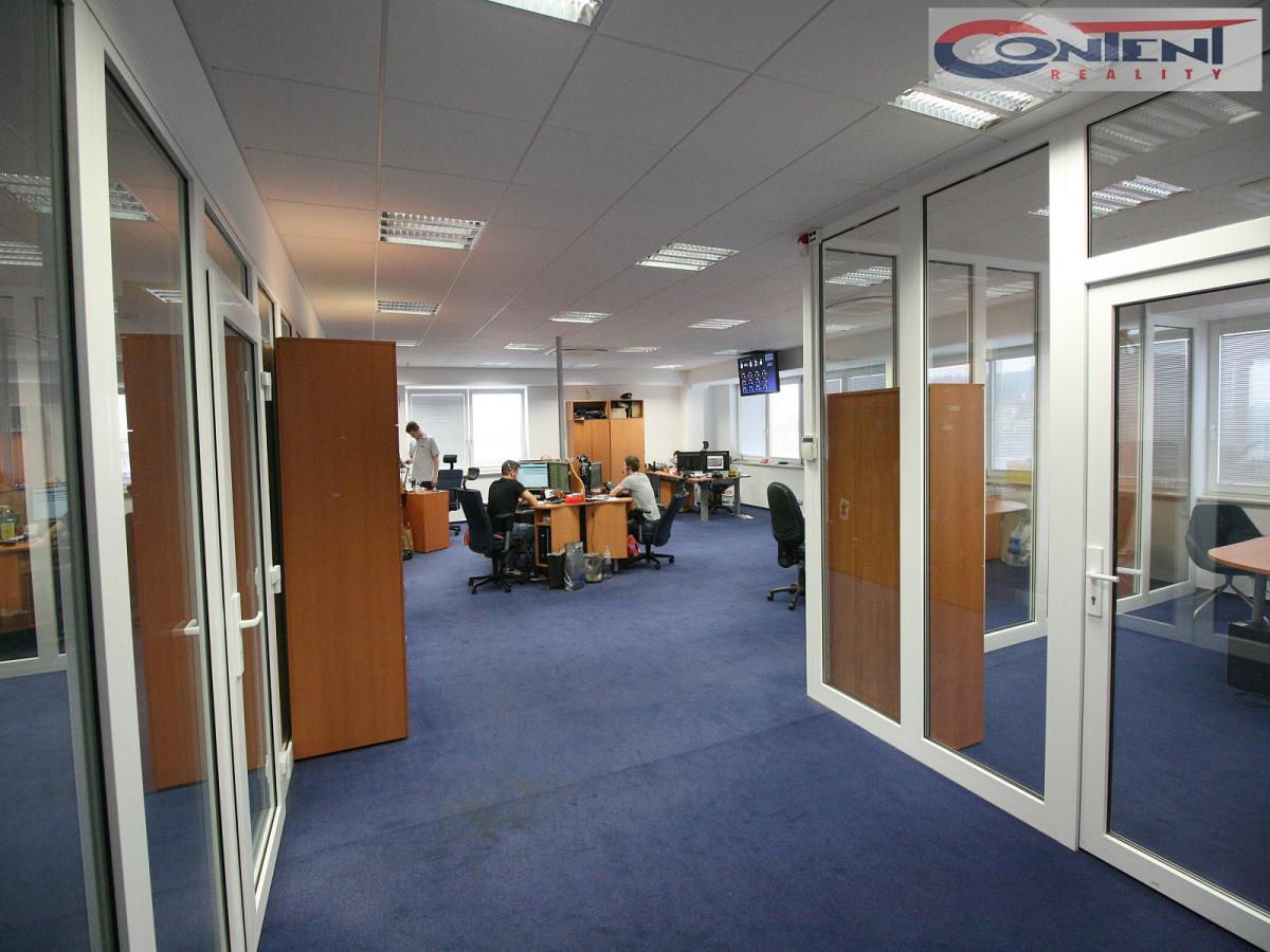 Pronájem kanceláří 210 m², Praha 8 - Dolní Chabry