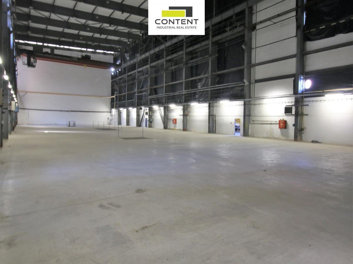 Pronájem skladu, výrobních prostor 2.399 m², Praha - Čakovice