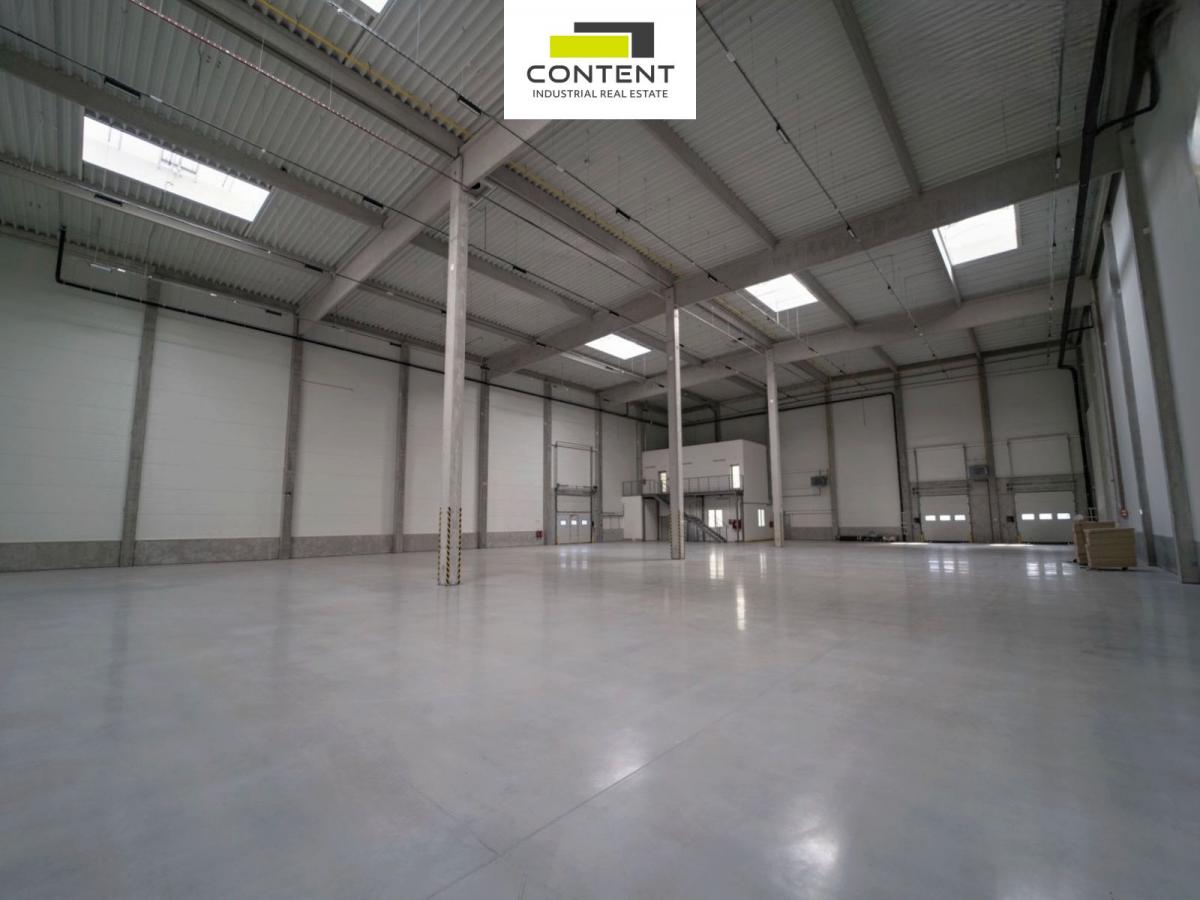 Pronájem skladu, výrobních prostor 660 m², Jičín