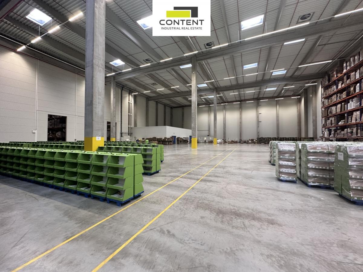 Pronájem skladu, výrobních prostor 7.018 m², Hradec Králové