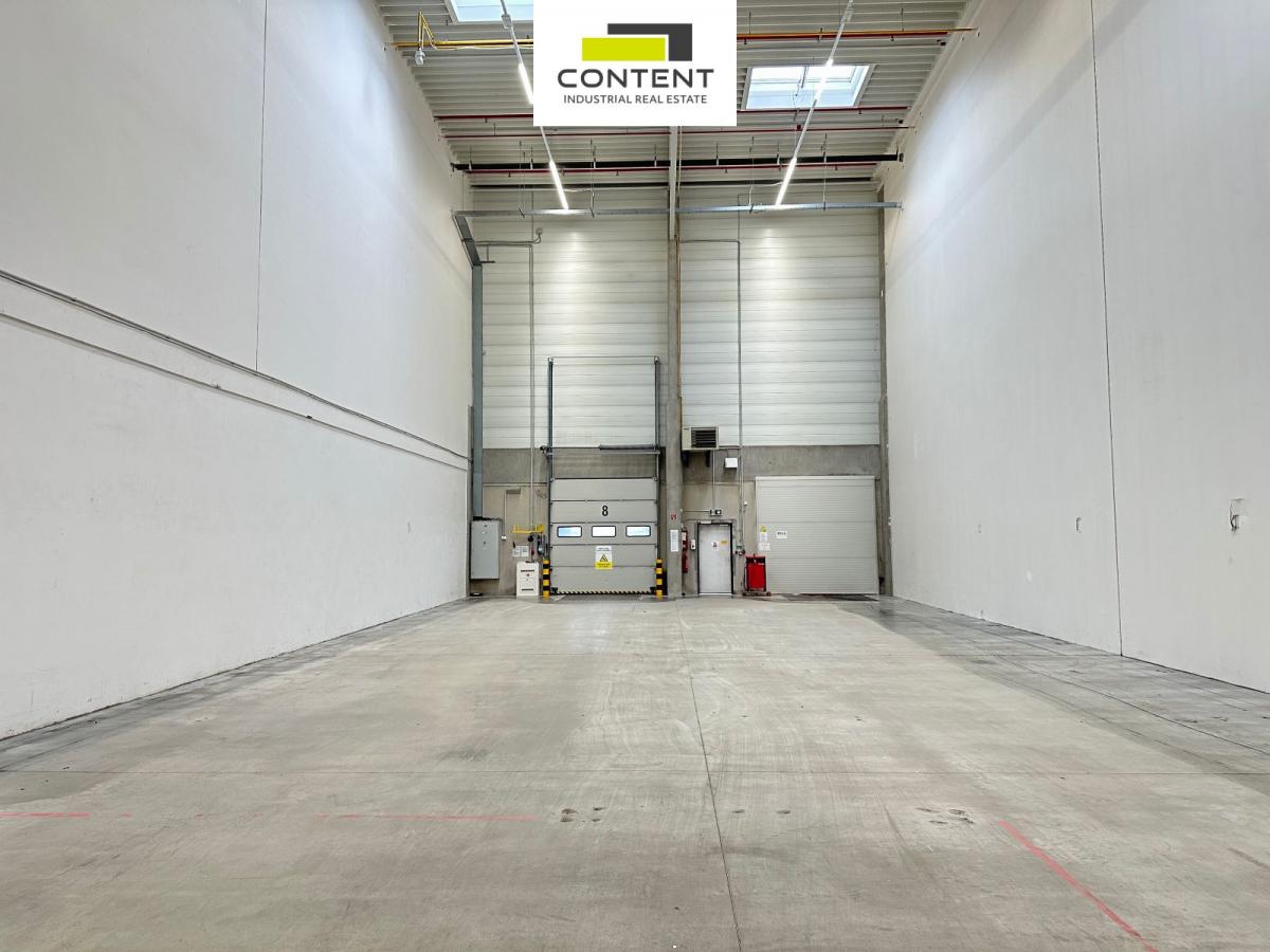 Pronájem skladu, výrobních prostor 550 m², Chrášťany