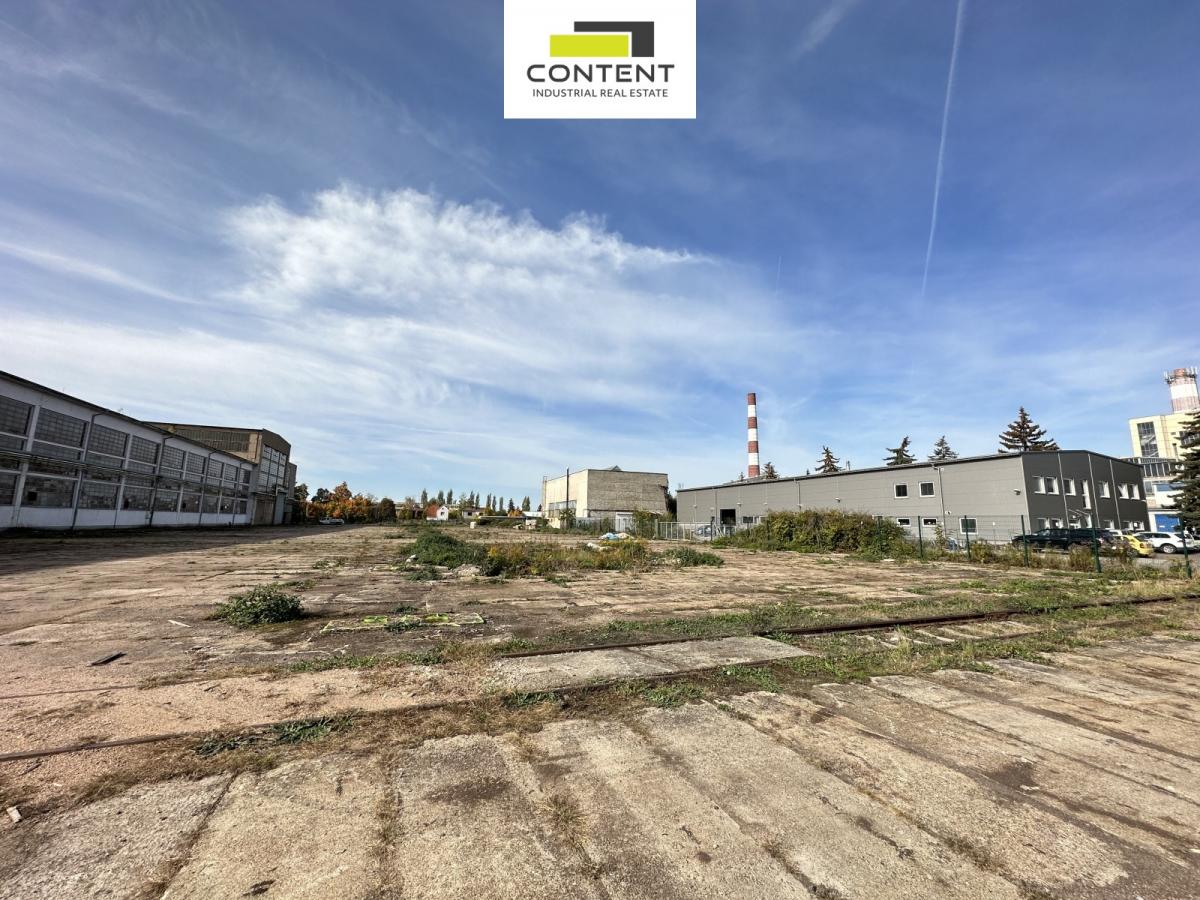 Pronájem venkovní plochy 4.000 m², Hradec Králové - Kukleny