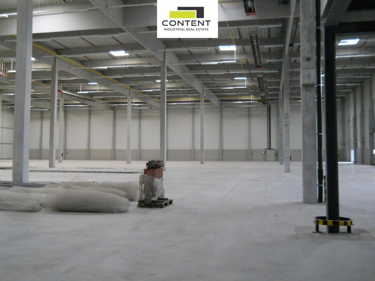 Pronájem skladu, výrobních prostor 14.707 m², Úžice, D8