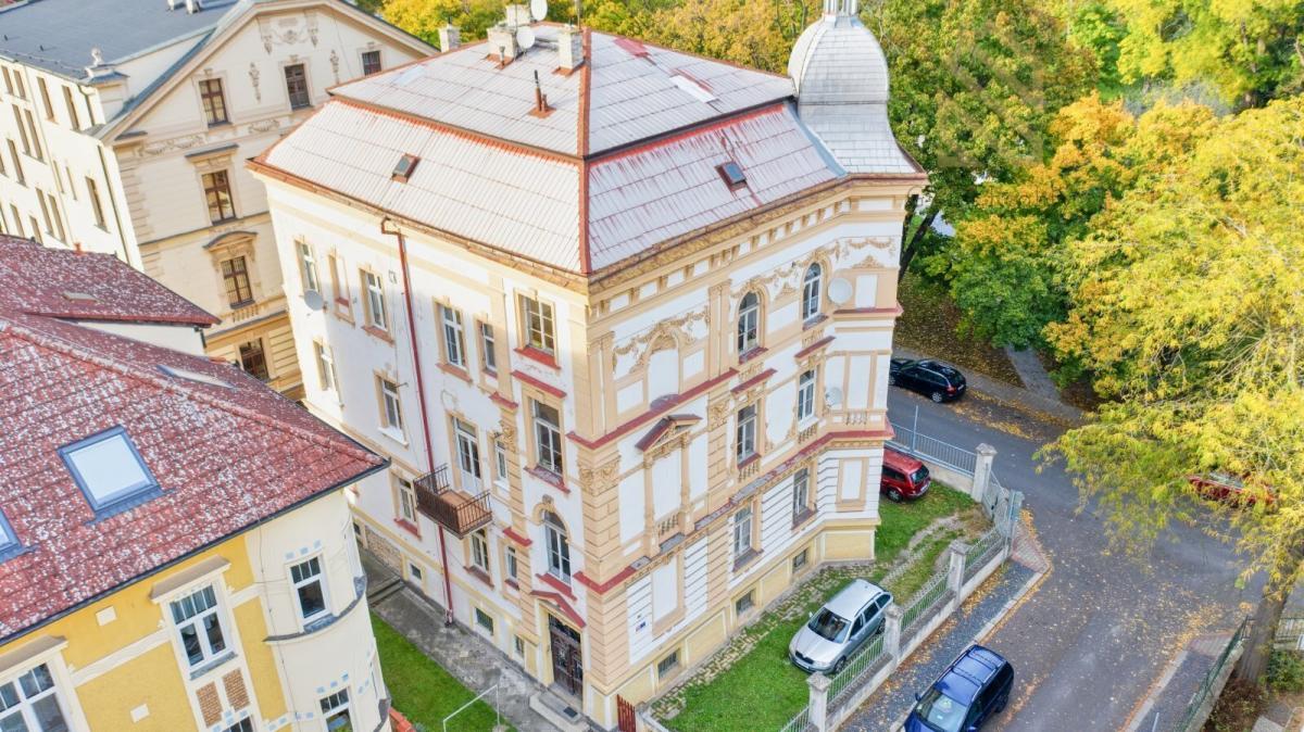 1762259026-1998 (1).jpg