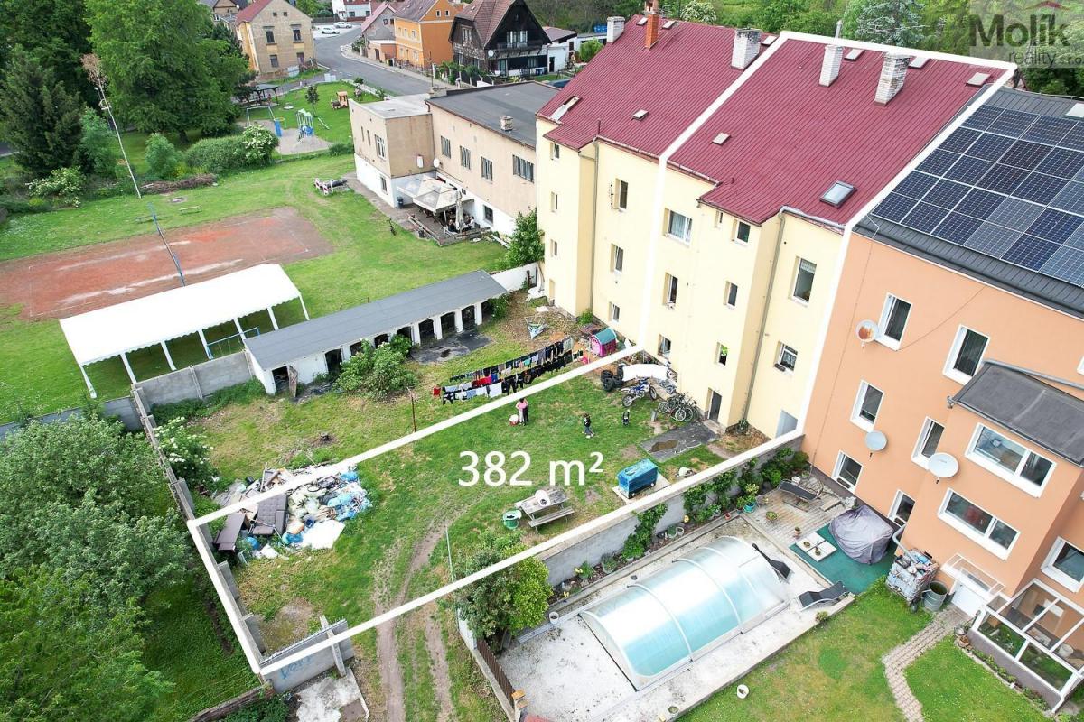 Činžovní dům 350 m2, s pozemkem 382 m2 v obci Zabrušany, ul. Želénky 48,