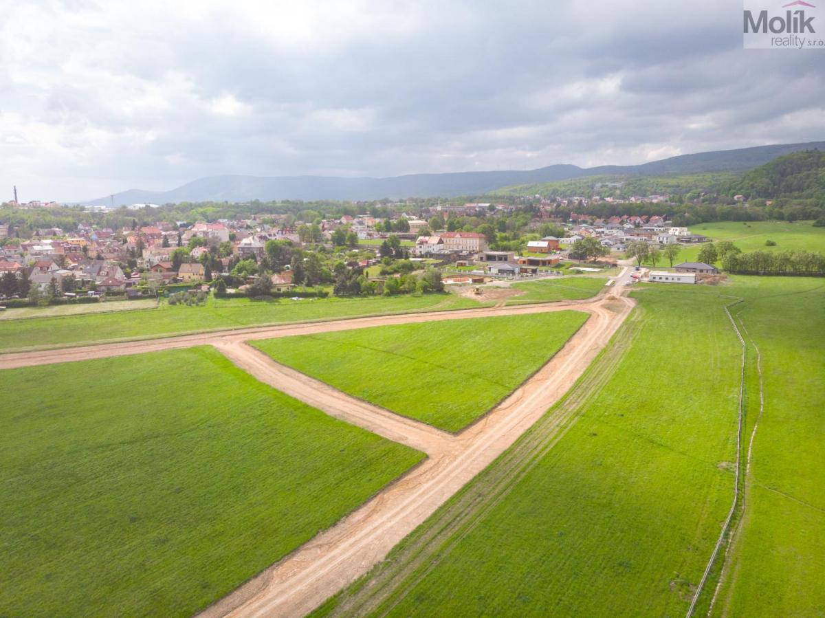 Stavební parcela 1123 m2, Dubí- Drahůnky, ul. V Aleji