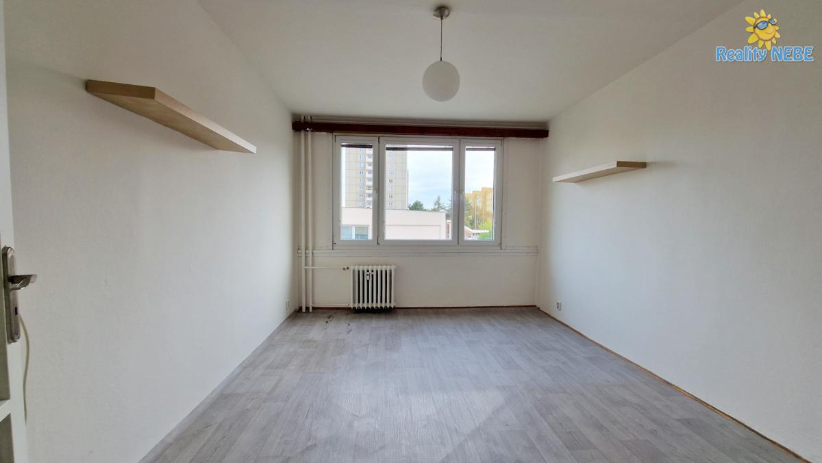 Pronájem bytu 1+kk, 24 m2, Káranská, Praha 10, Malešice