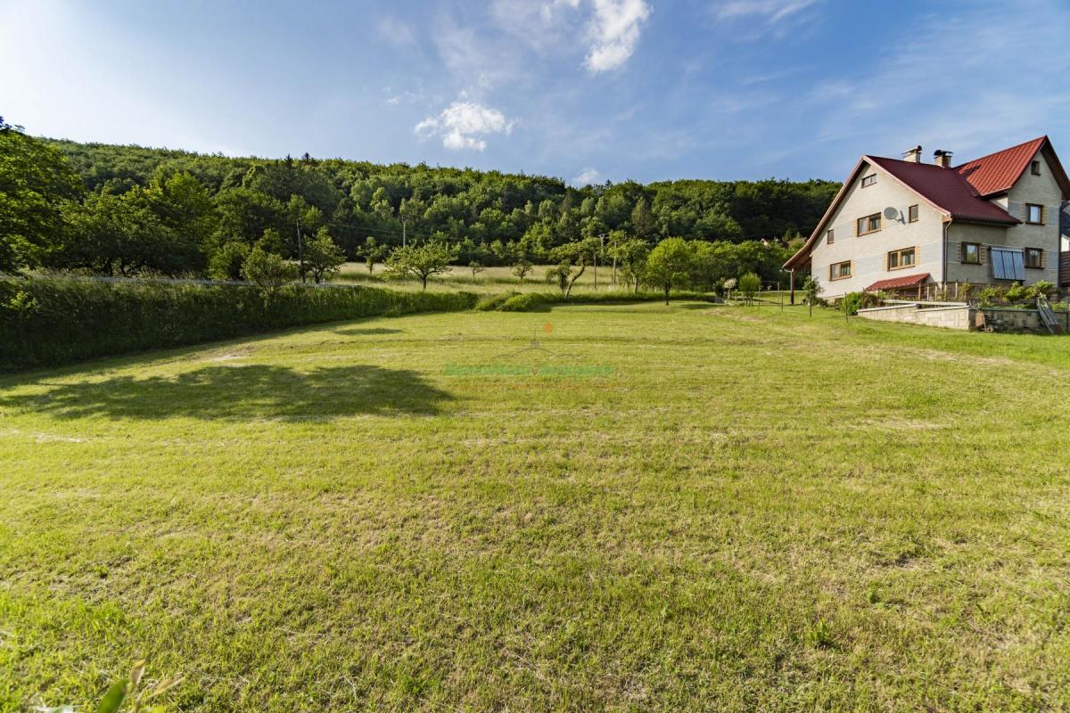 Stavební pozemek na okraji Vsetína