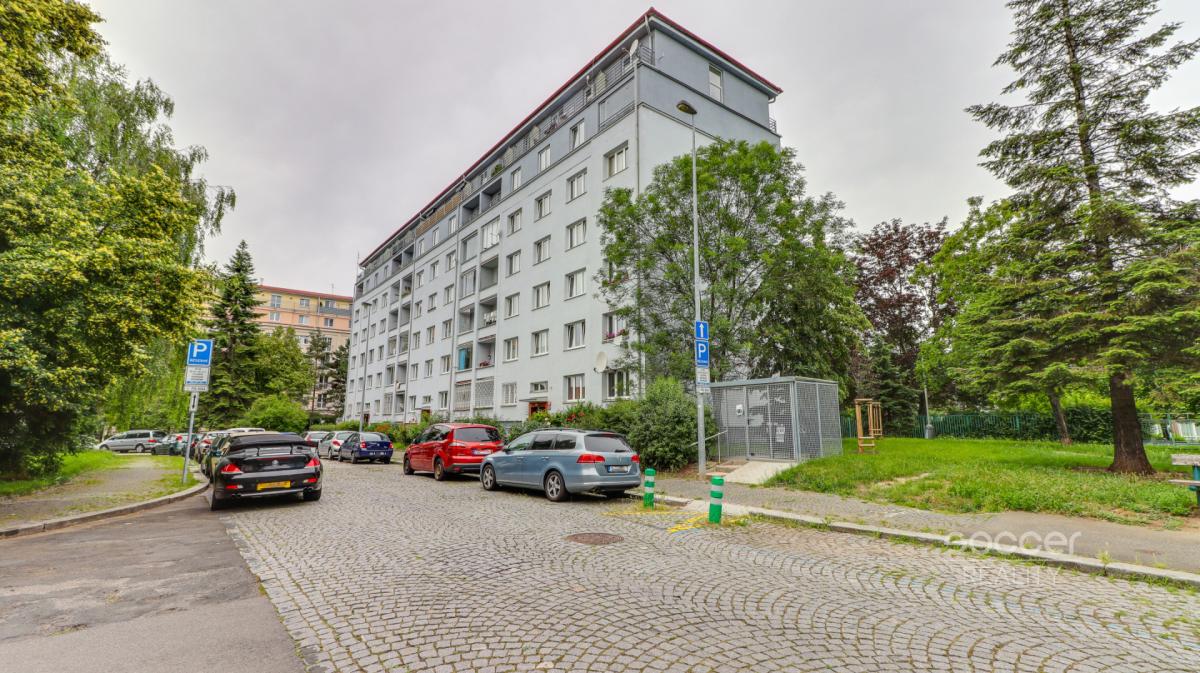 Pronájem bytu 3+1/L, 68 m2 + 4 m2 lodžie, ulice Sečská, Praha 10 - Strašnice