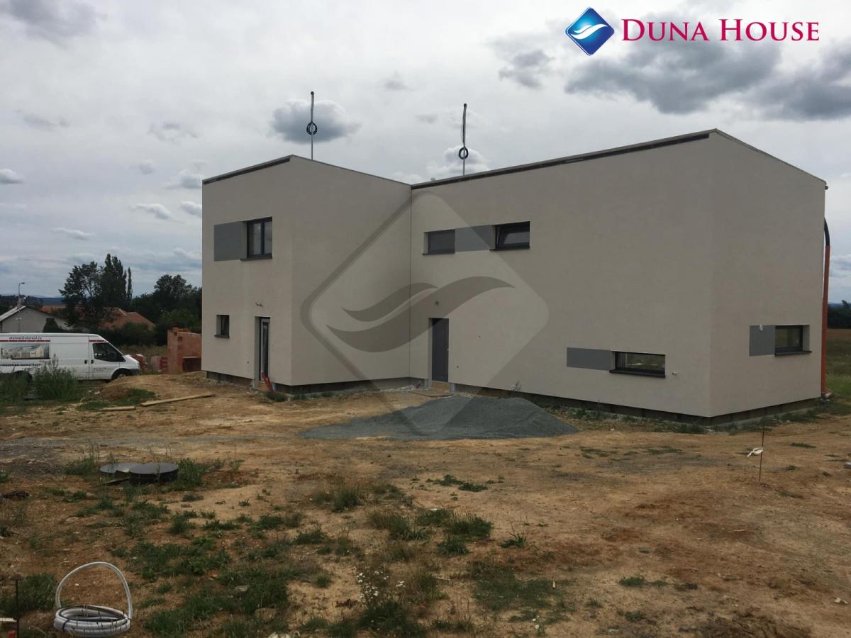 Prodej rodinného domu 101 m², pozemek 518 m²