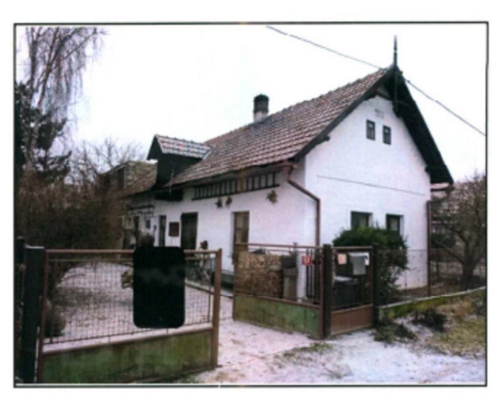 Rodinný dům, Nouzov u Dymokur, 01.jpg
