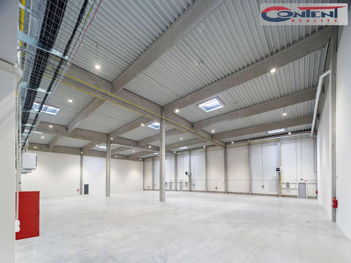 Pronájem novostavby skladu, výrobních prostor 5.000 m², Mikulov