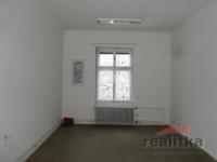 Pronájem nebytových prostor – kanceláře 220 m2, ul. Husova, Opava - SDC10021-1.JPG