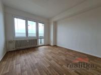 Prodej bytu 2+1 s lodžií a balkonem, Mařádkova ul., Opava - 20240613_125630.jpg