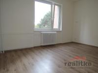 Pronájem bytu 1+kk, 22 m², ul. Slámova, Opava - Předměstí - DSCN8619.JPG