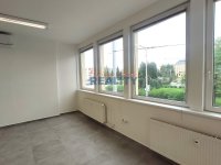 Pronájem nebytového prostoru 90m2 centrum - výhled